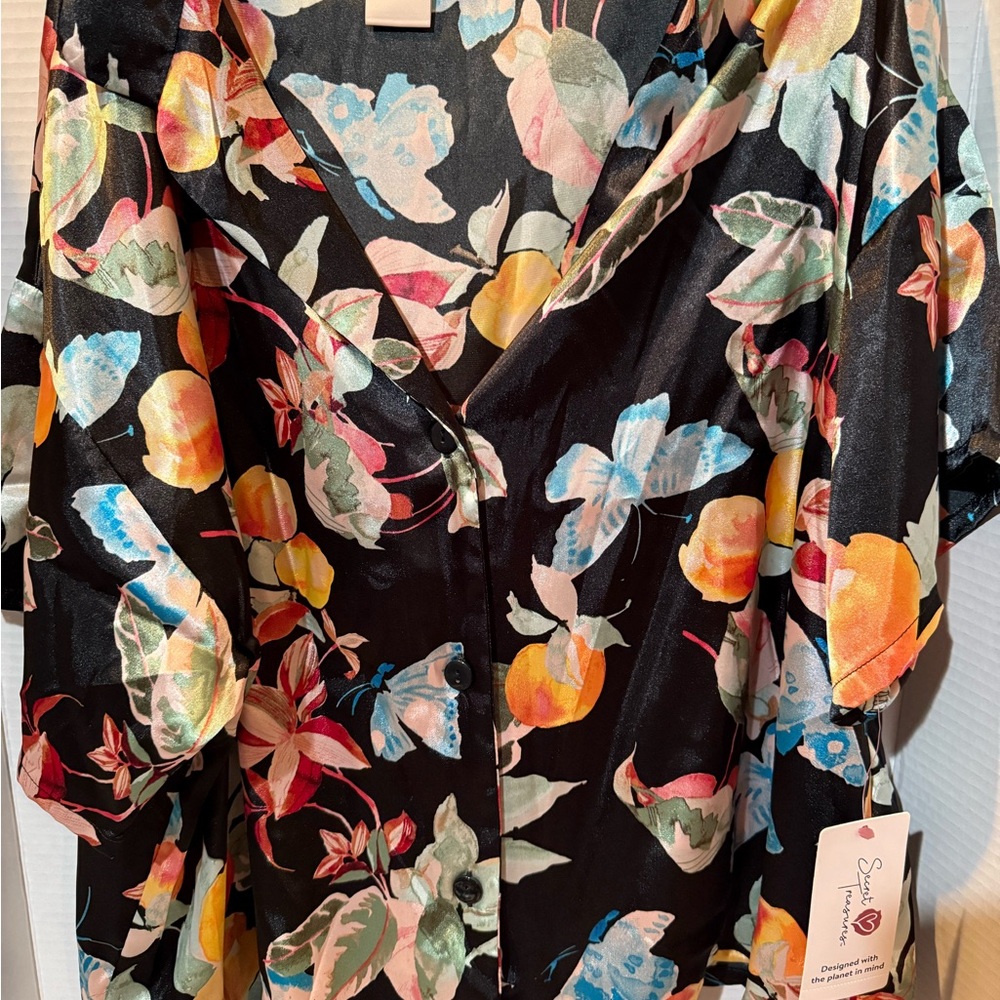 Secret Treasures Satin Cropped Pj Set Butterflies XL BNWT - Picture 9 of 13